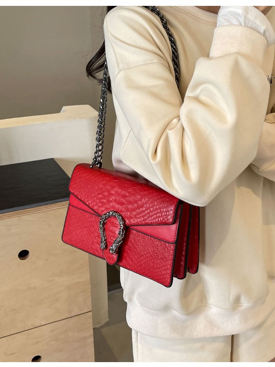 Exclusive for Cross-Border Snake Pattern Shoulder Messenger Bag 2024 New European and American Underarm Small Square Bag Chain Women's Bag Foreign Trade Wholesale women bag