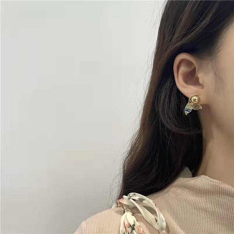 Design Mermaid Tail Pearl Stud Earrings Sterling Silver Needle 2021 New Hot Selling Temperament Earrings