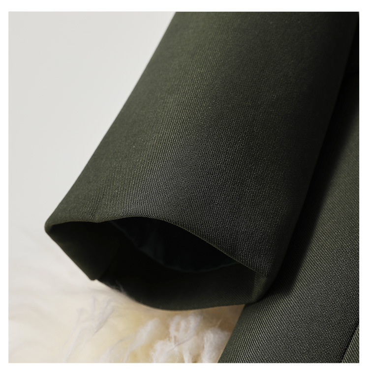 军绿色高级感西装外套女气质宽松百搭休闲垂感流行墨绿小西服上衣