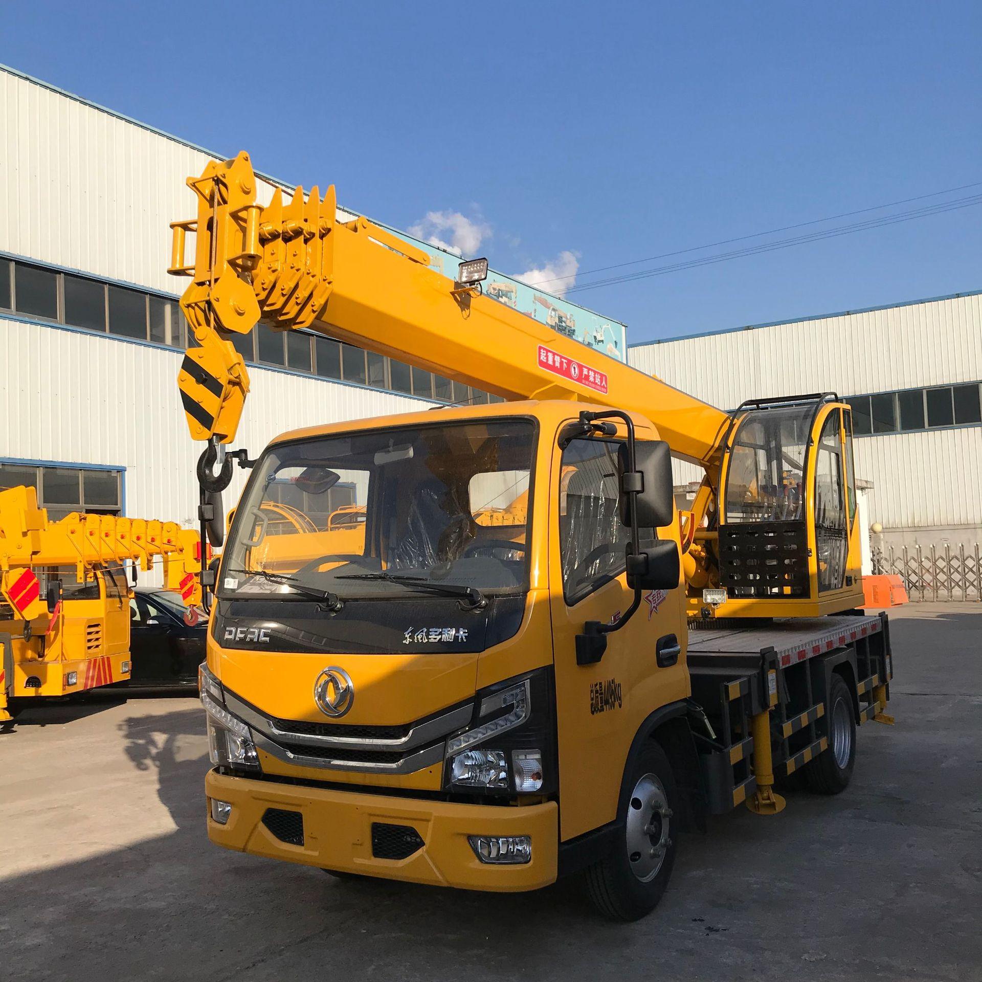 济宁阳光 东风多利卡 5吨蓝牌小吊车 国六排放全国可上牌油电两用