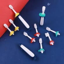 新品儿童牙刷 企鹅造型带吸盘适合6-12岁宝宝软毛牙刷儿童