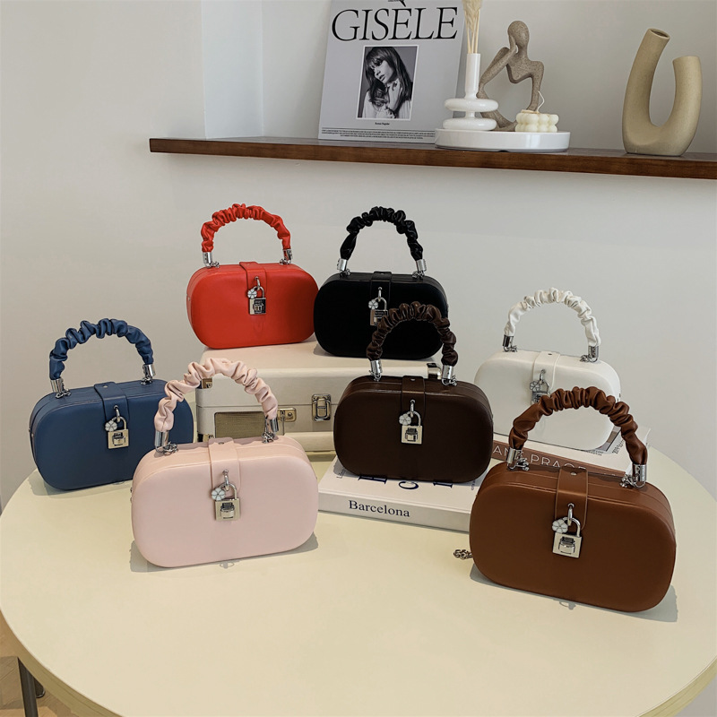 Net Red Ocean Style Square Box Bag Female 2023 New Trendy Fashion Chain Messenger Bag Portable Shoulder Small Square Bag