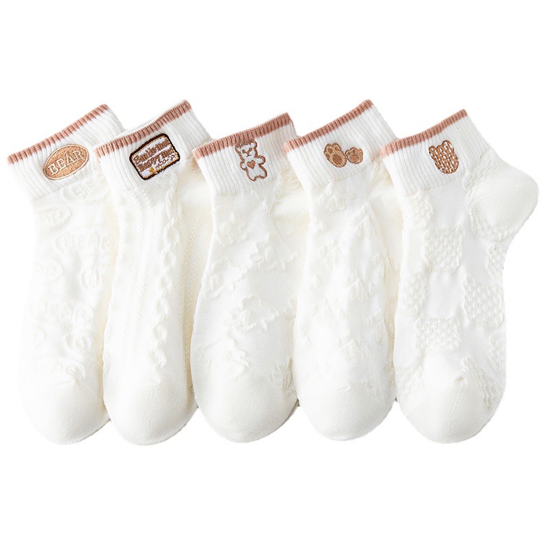 Women's Summer Thin Cotton White Ins Embroidered Bear Boat Socks Low Cut White Women's Socks Wholesale