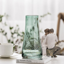 轻奢磨刻玻璃花瓶手工打磨创意绿色玻璃花瓶人工吹制纯手工花瓶