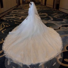 法式在逃公主婚纱新款新娘小个子主纱长袖皇后领高级质感大拖尾婚