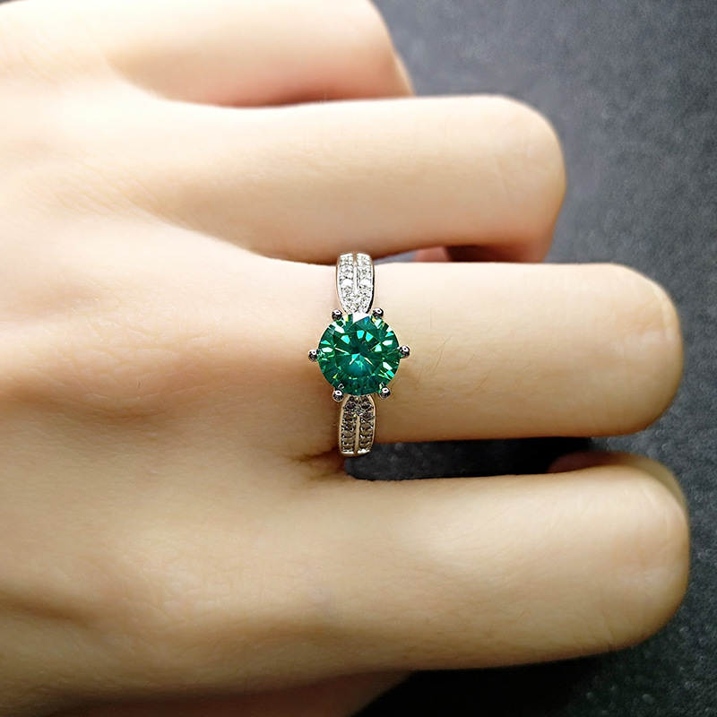 批发仿绿种莫桑钻戒指 欧美绿宝石钻戒镀pt950白金六爪绿水晶戒指
