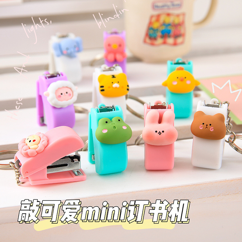 Portable Small Book Binding Device with Keychain Cute Cartoon Mini Stapler Student Office Wholesale Prizes