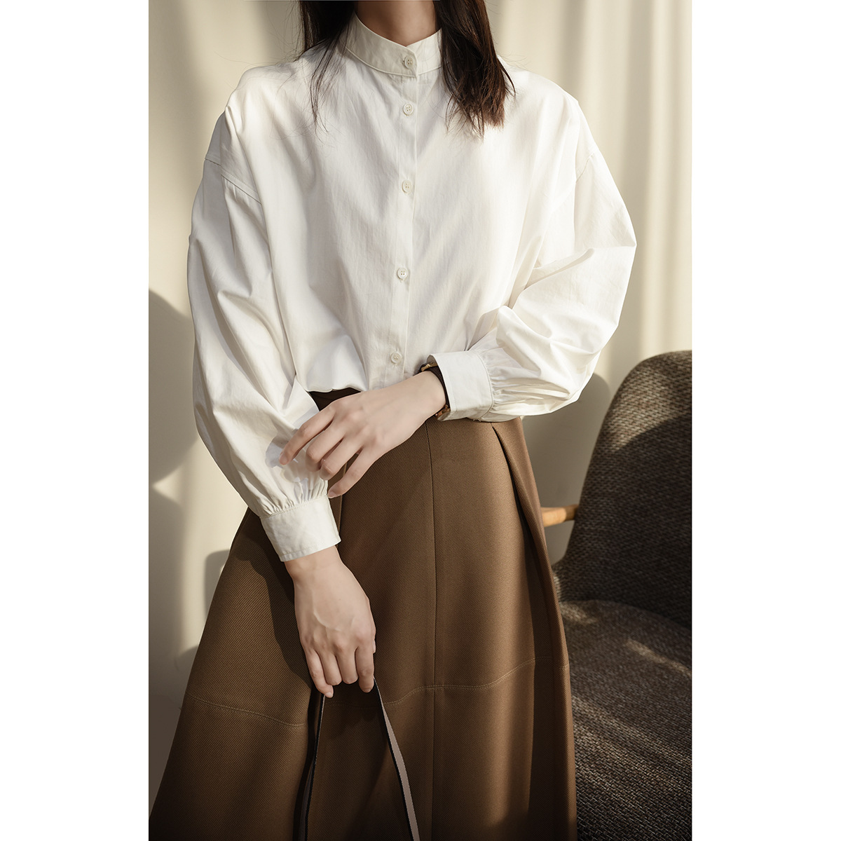 白衬衫 女士阔版立领衬衣 灯笼袖外穿衬衫 春季 女装山东网店