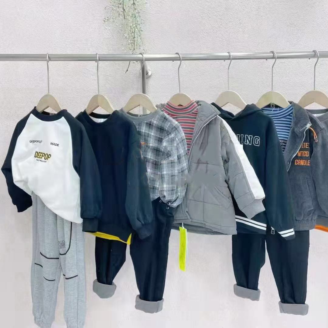 洛一童装直播货源工厂批发撤柜秋冬铺货外套巴拉巴拉童装走份货源