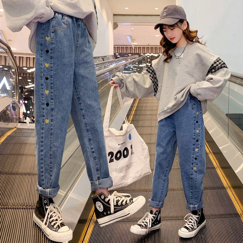 Girls' Jeans Spring Children's Embroidery Love Pants Autumn Korean Style Medium and Big Children Casual Pants One Piece Dropshipping