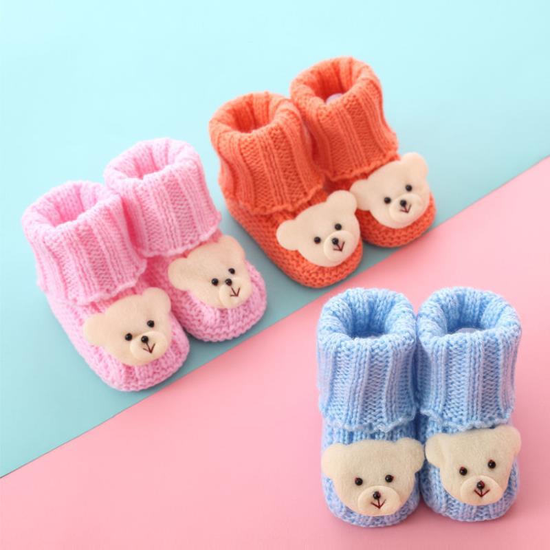 新生婴儿毛线鞋子秋冬加绒加厚保暖学步棉鞋男女宝宝0软底不掉1岁