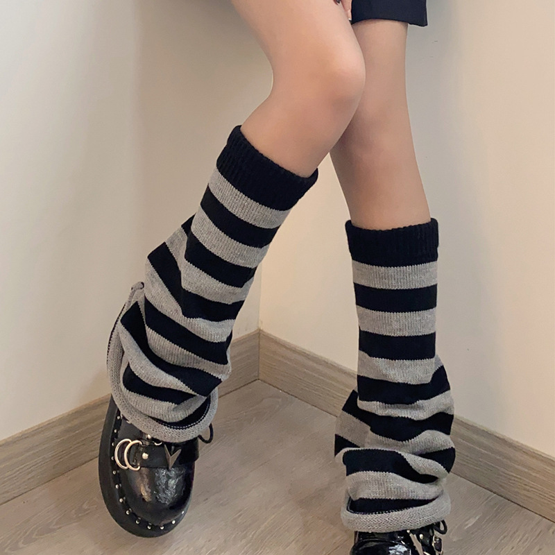 Autumn and Winter Warm Jk Leg Warmer Girls Casual Fashion Horn Leg Warmer Wool Knitted Leg Warmers Horn Socks Wide Leg Socks