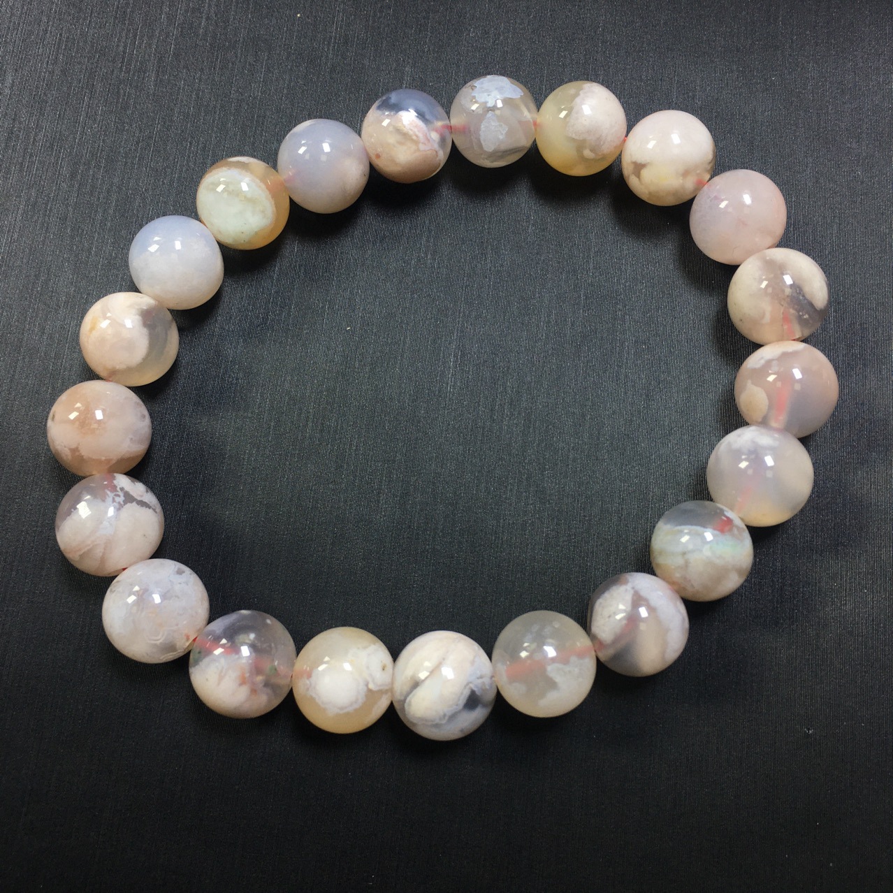 福利产品天然冰种樱花玛瑙手链女马岛海洋玉髓手串批发直播供应链