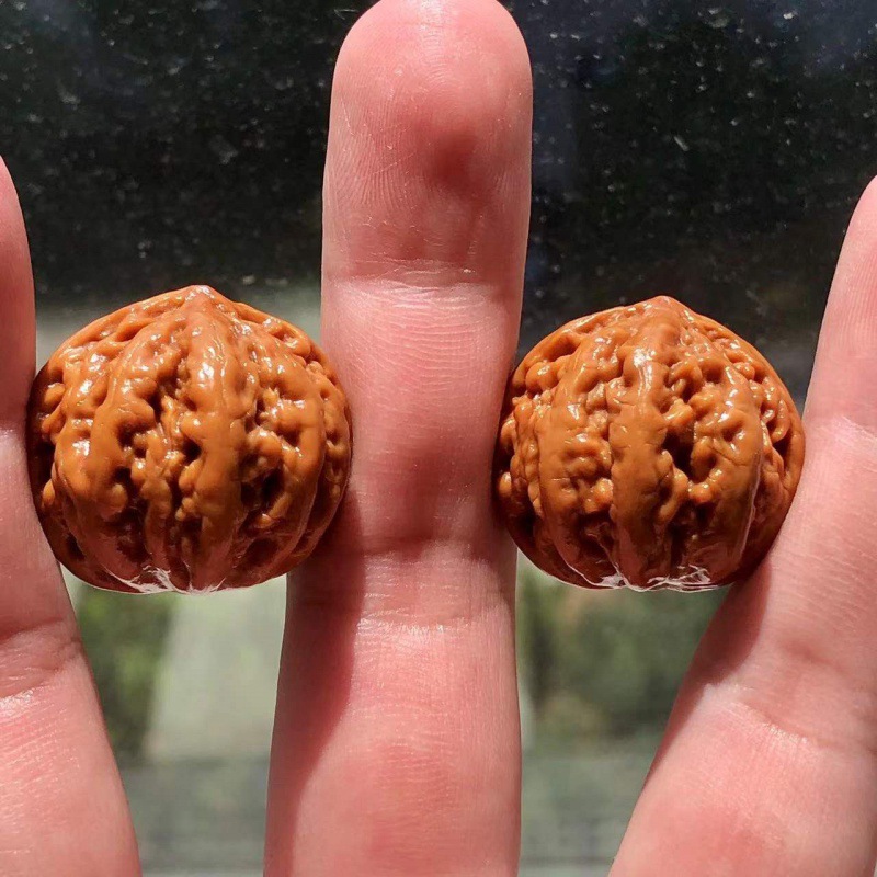 核桃文玩文玩核桃包浆小手捻灯笼盘玩物棒手把件机刷抛光迷你原色