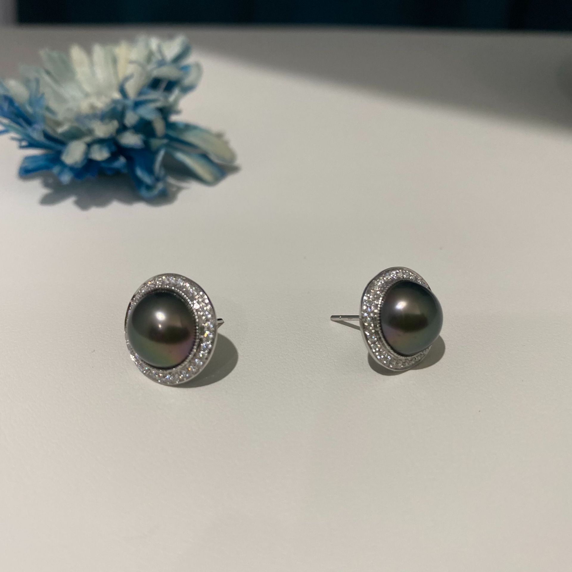 18k金1011mm大溪地海水马贝黑珍珠耳钉