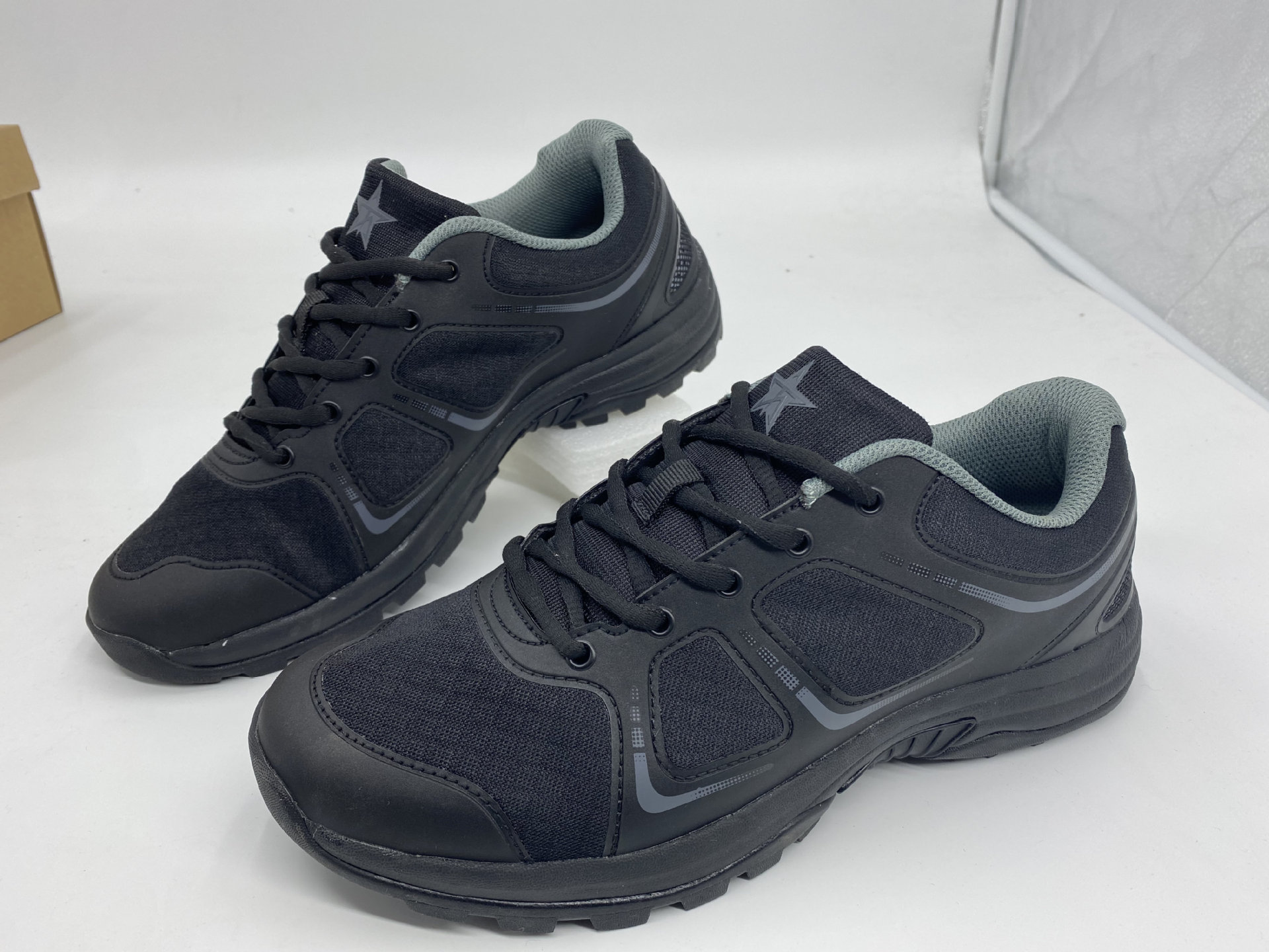 正品配发19夏季体能训练鞋新式跑步鞋男低帮超轻运动鞋黑色作训鞋