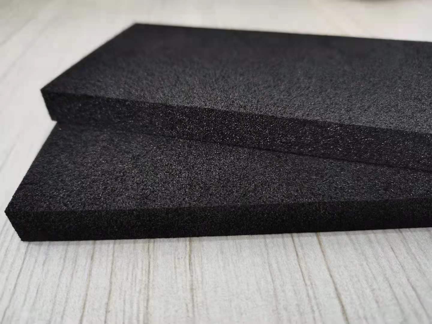 聚乙烯 氮气发泡产品 阻燃pe  物理发泡 plastazote ld24fr