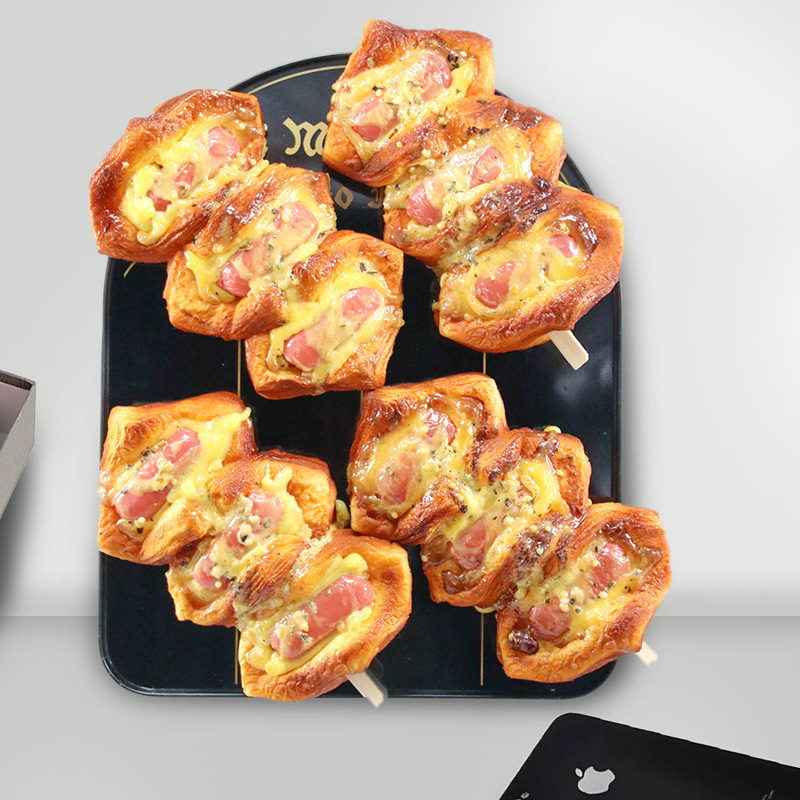 一口肠料理丹麦面包cfbe新奇特家居摆饰影视道具面包房馈赠礼品