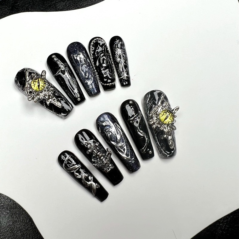 暗黑复古重工外贸手工穿戴甲美甲贴片假指甲酷辣可爱可拆卸手作