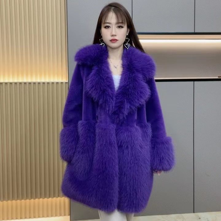 2023年冬季新款时尚大气保暖百搭显瘦女款中长款欧貂外套大衣