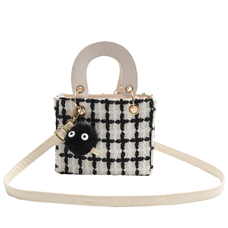 Cross-Border Bag Women's Bag Autumn and Winter New Woolen Black and White Plaid Contrast Color Portable Small Square Bag Popular Shoulder Messenger Bag