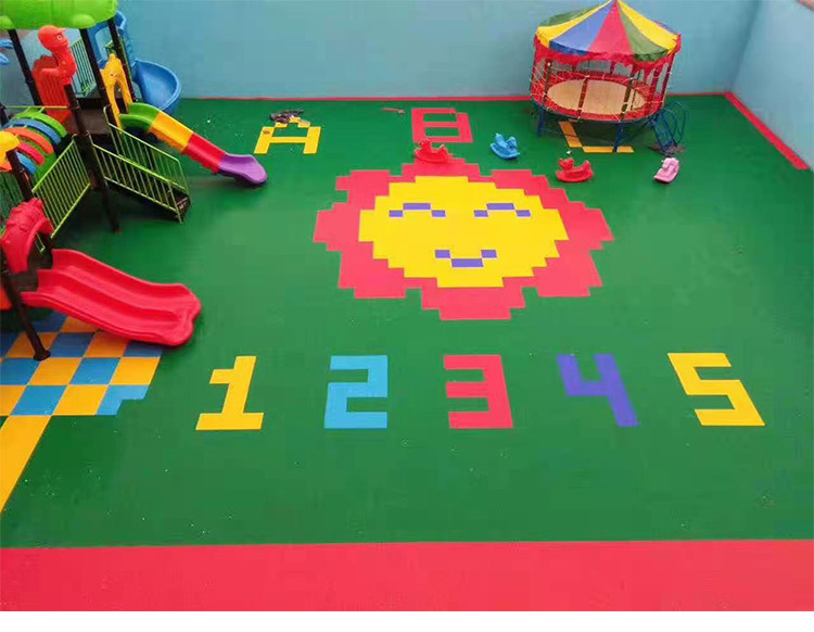 悬浮地板篮球场幼儿园户外悬浮地垫地胶学校操场防滑拼接运动地板