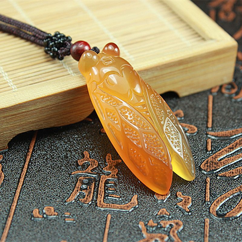 天然冰彩玛瑙玉髓挂件 知了 一鸣惊人玉蝉吊坠 男女款玉器项链