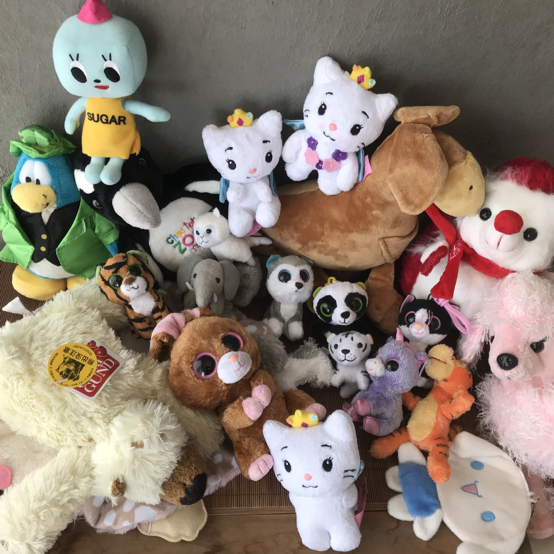 外贸尾货样品清仓处理夏季地摊热销货源毛绒玩偶套圈娃娃可一件发