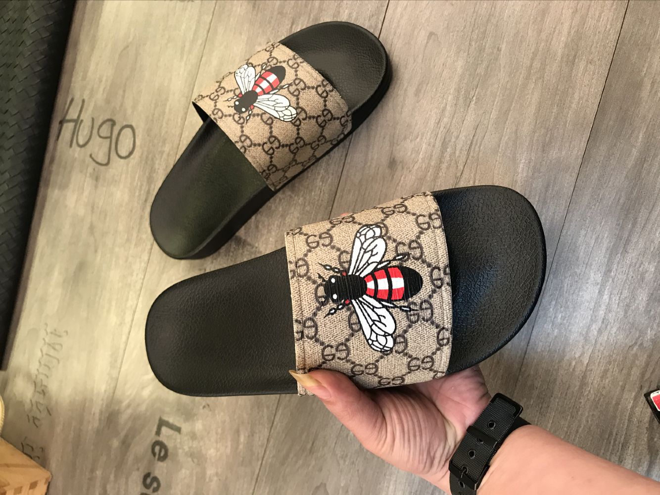 Casual outside Wear Slippers Couple Style Small Bee Slippers