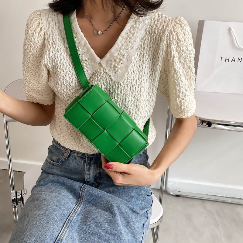 women‘s bag 2024 new tofu small square bag trendy mini woven bag shoulder bag crossbody waist bag chest bag