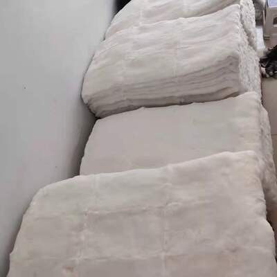厂家整张兔皮褥子白黑色兔毛褥子兔皮毯子派克服内胆皮草辅料服装