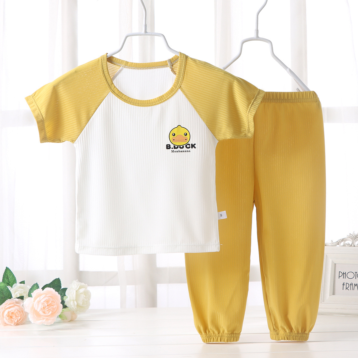 Children's Short-Sleeved T-shirt Suit Summer Mosquito Repelling Pants Boys and Girls Summer Clothes Baby Ice Silk Short Sleeve Pajamas Home