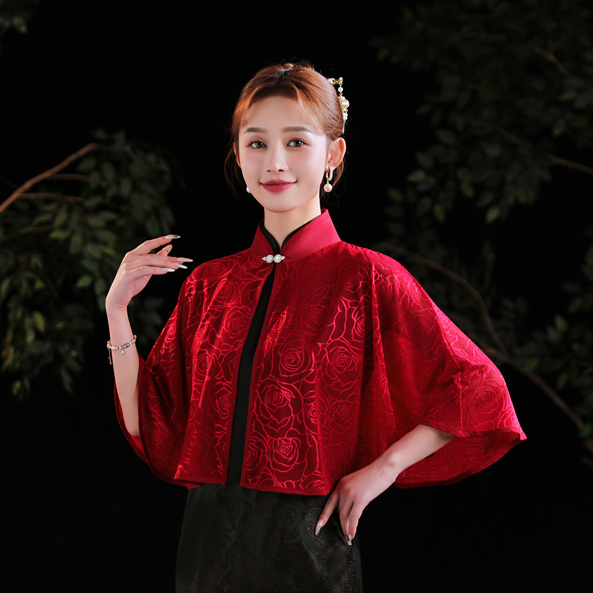 蕾丝小披肩夏季配裙子妈妈披风搭配旗袍外搭开衫婚礼服披肩女薄款