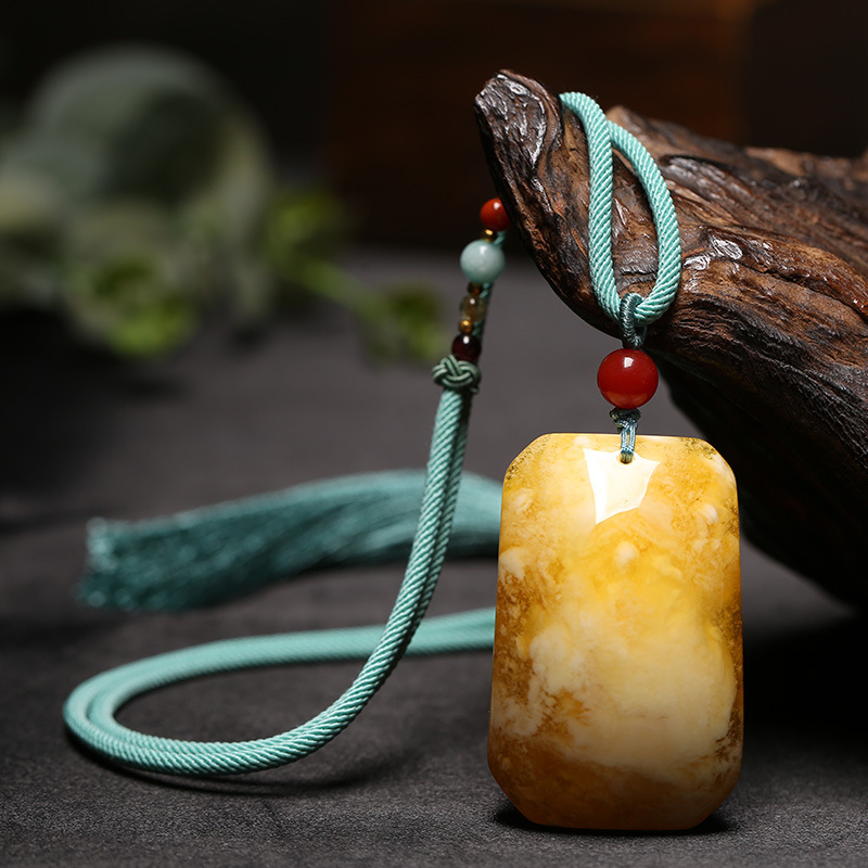 吊坠无事牌白花蜜方牌 流苏编织绳女款