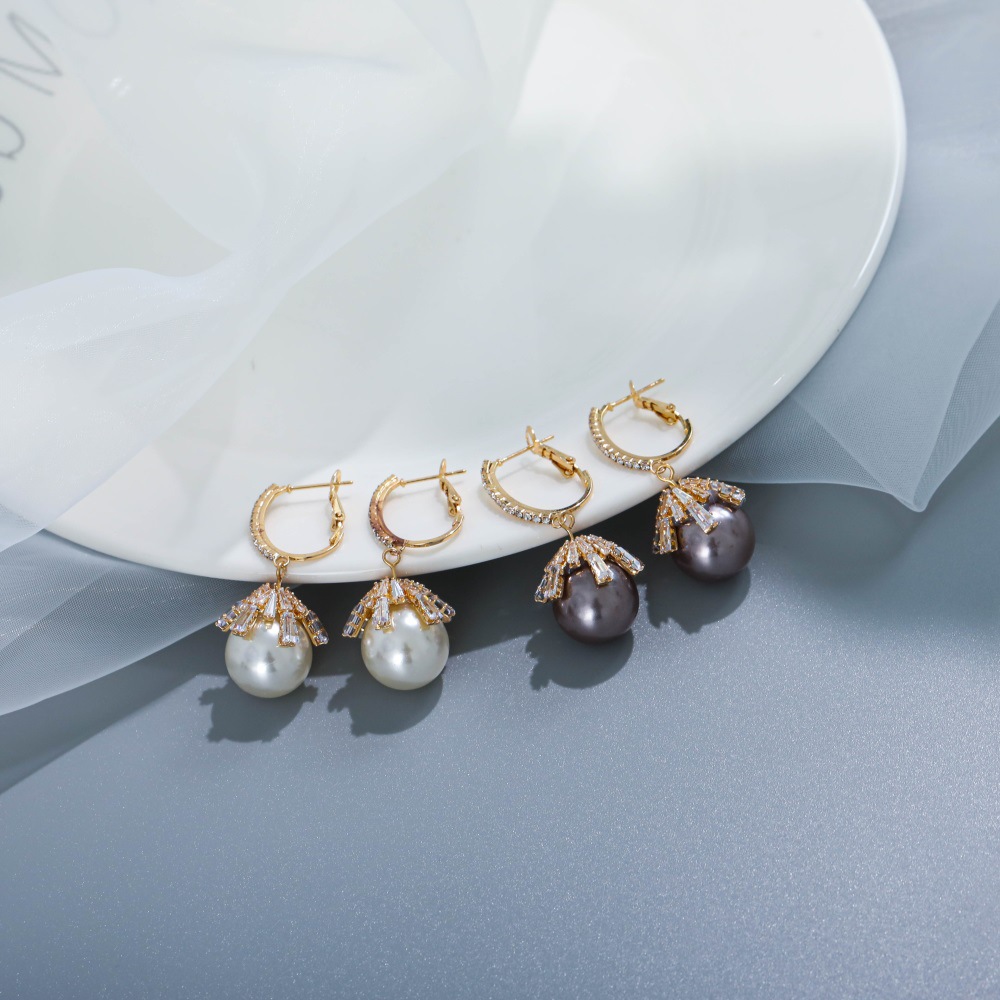 日韩新款时尚气质网红锆石珍珠耳环个性复古小众设计感百搭耳饰