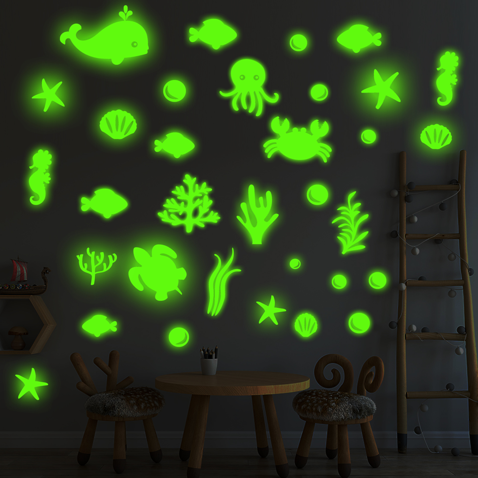 厂家跨境新款夜光独海洋动物儿童房家居装饰可爱荧光贴纸p14