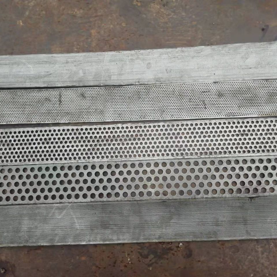 【罗底筛片筛网网片】饲料搅拌机粉碎机加厚锣底罗片筛片网片