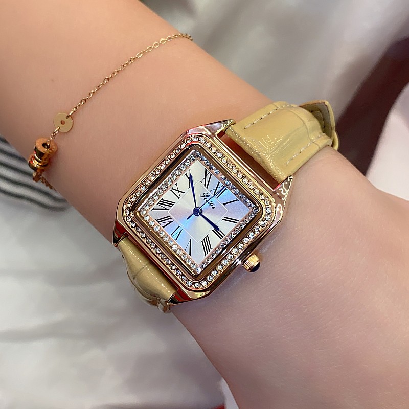 诗高迪方形罗马简约时尚镶钻小表盘ins风皮表带复古手表女士气质