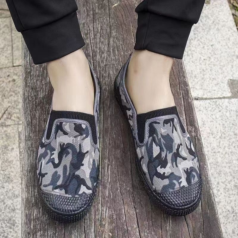 2023 New Spring and Autumn Construction Site Labor Protection Shoes Men's Camouflage Liberation Shoes Slip-on Lazy Shoes