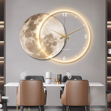 侘寂风餐厅装饰画高档带钟表月球led灯客厅墙面挂画创意时钟壁灯