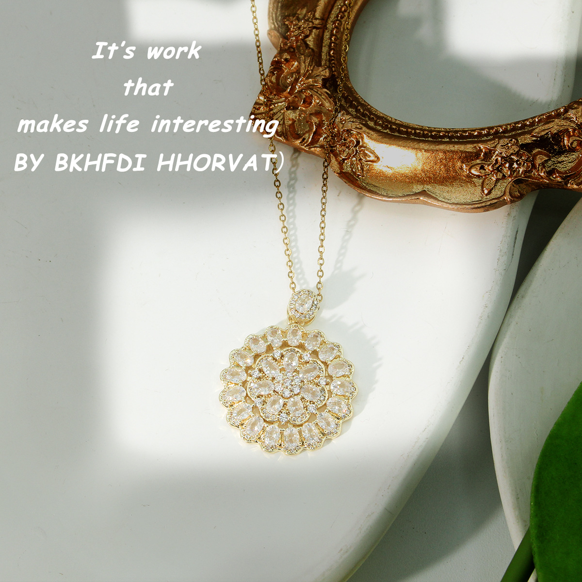 项链饰品女大呲花女百搭新品项链钛钢项链热卖配饰项链