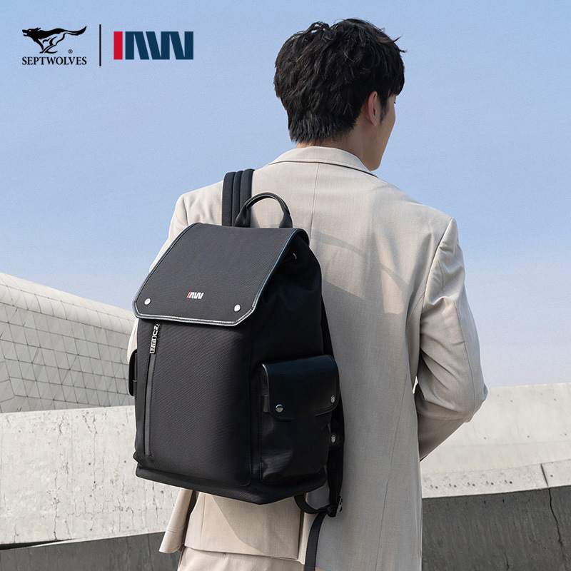 七匹狼狼族履途双肩包男士新款大容量翻盖商务休闲旅行电脑背包潮