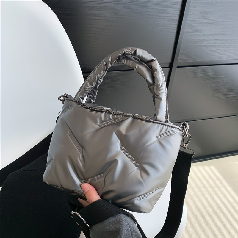 New Women's Shoulder Pu Women's Bag Fashion Leisure Crossbody Bag Bag Travel Simple Versatile Large Capacity Shoulder Bag Women