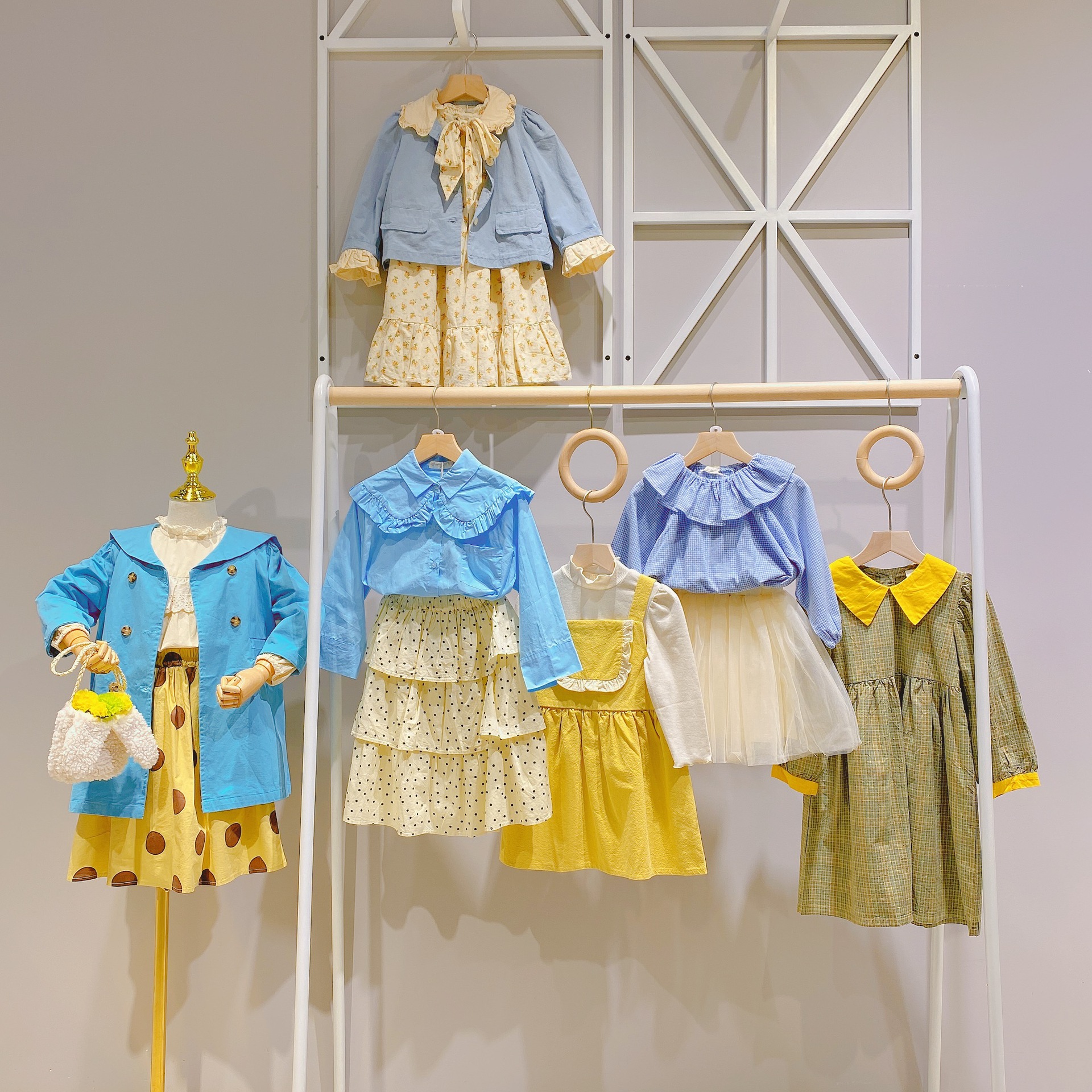 欧抱抱马拉丁2021秋款一线品牌折扣童装尾货童套装工厂货源批发