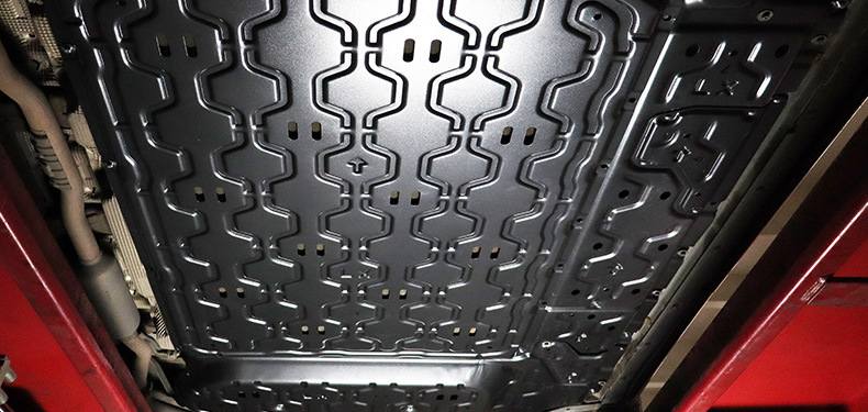 Suitable for Ideal L9 Battery Engine Lower Guard Plate Original Modified Wiring Harness Guard Plate Motor Chassis Guard Plate