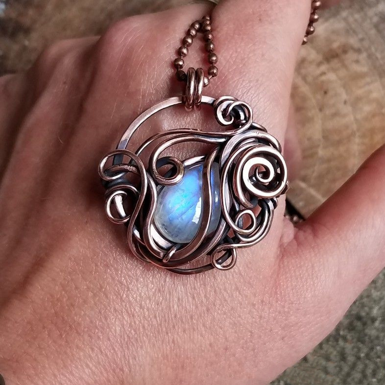 丽煌波西米亚玫金色时尚复古镂空镶嵌水滴形宝石吊坠项链珠宝批发