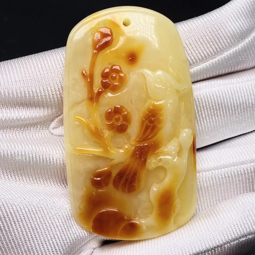 原矿蜜蜡俄料雕刻喜上眉梢吊坠 满蜜俏色 蜜蜡男女士吊坠挂坠