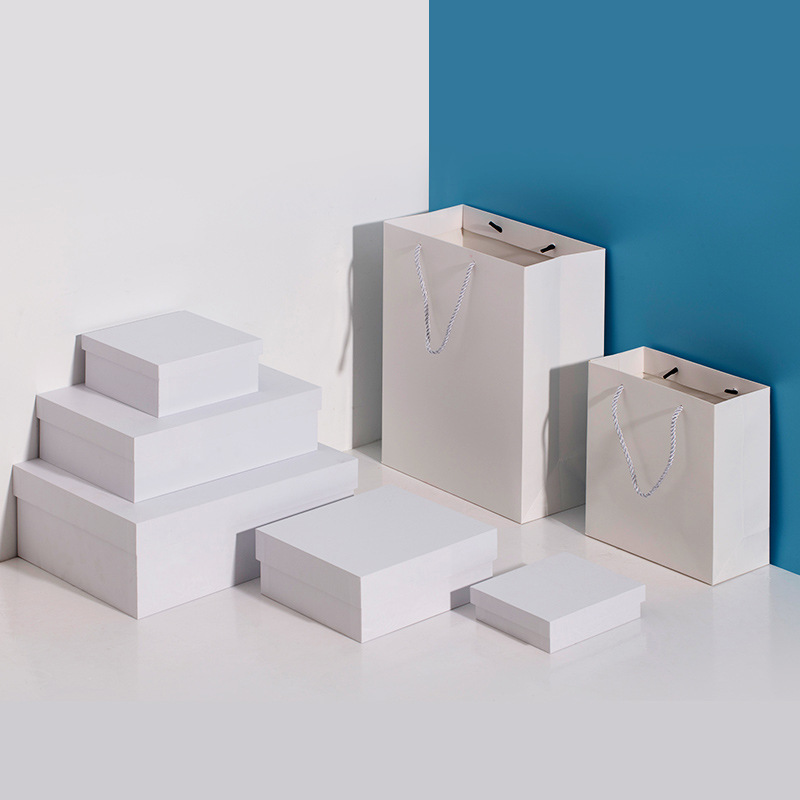 白色礼物盒空盒子大号简约ins风生日礼品盒子纯白感礼盒婚庆用品