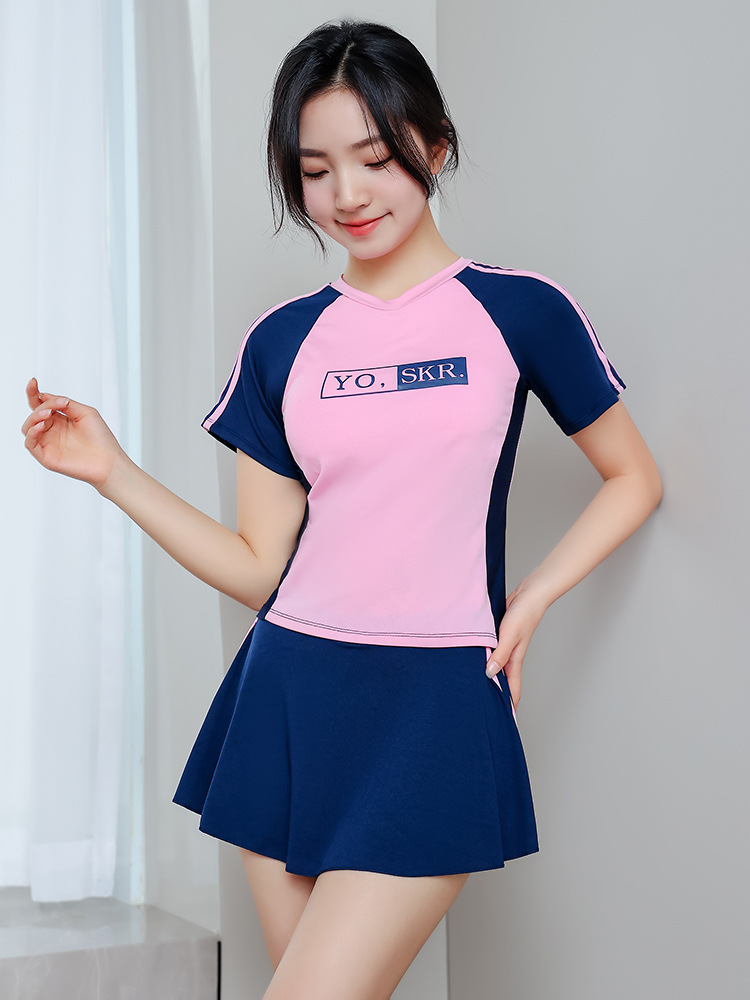 女士式少女泳衣初中生游泳馆专用中学生高中生女式游泳衣连体保守