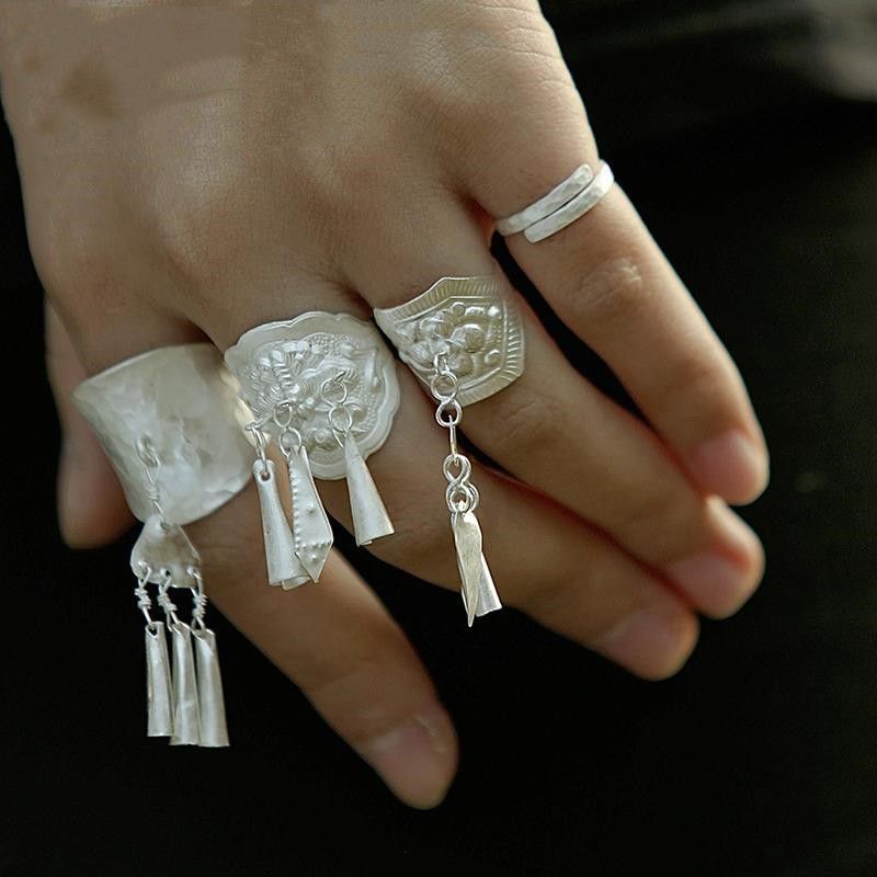 声东集西 贵州苗族手工银饰新中式穗波浪花形吊穗纯银戒指女-阿里巴巴